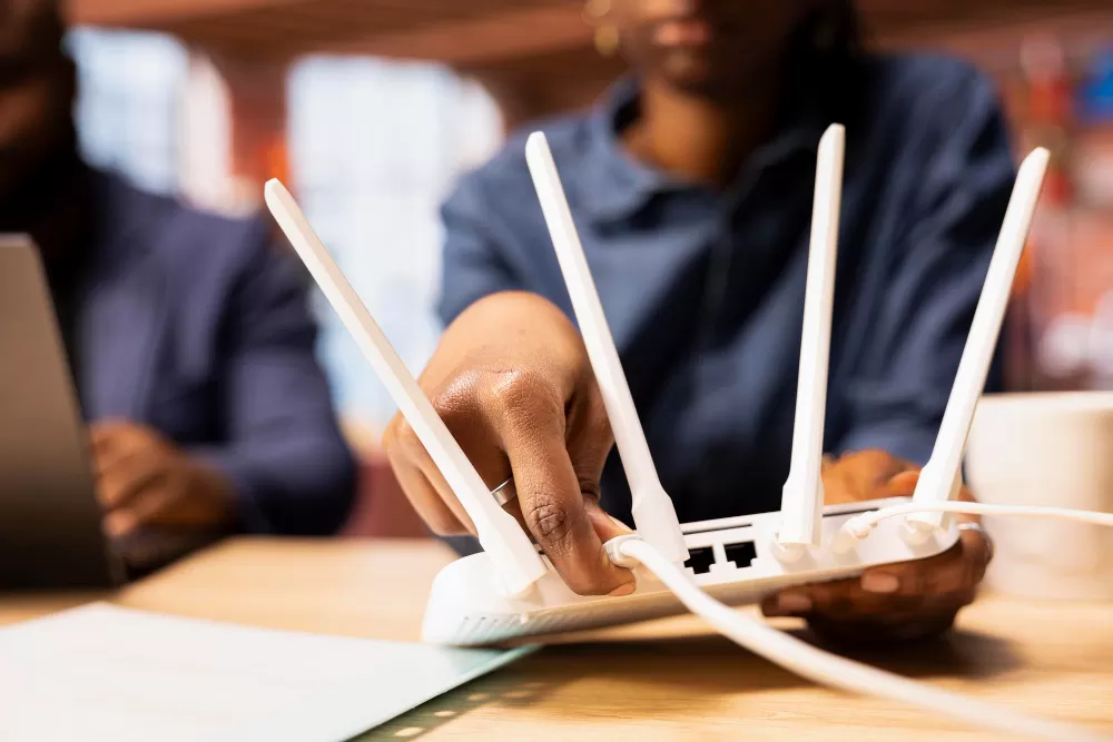 13 Internet Routers the FBI Says Are Vulnerable to Hacks